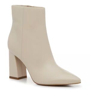 Marc Fisher Garina Bootie - ivory - size 8M